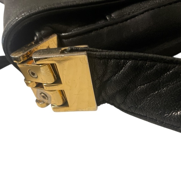 Perlina Elegant Black Leather Purse - Picture 4 of 8